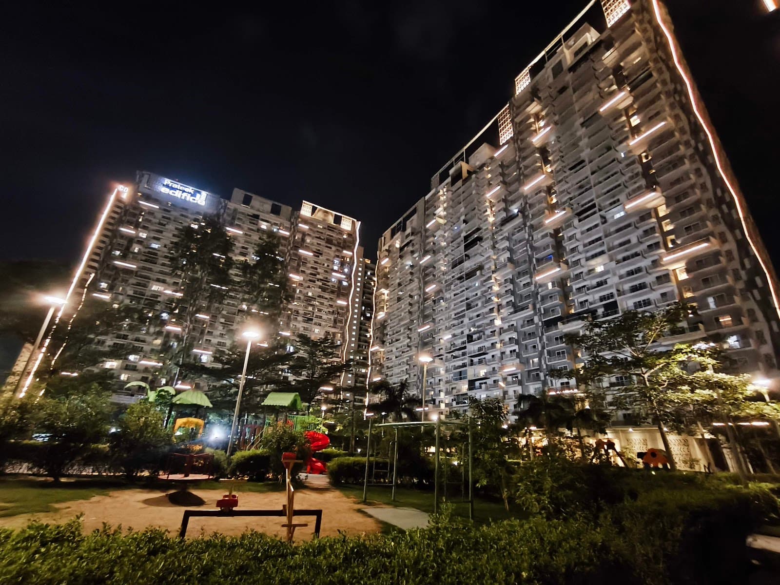 Prateek Edifice